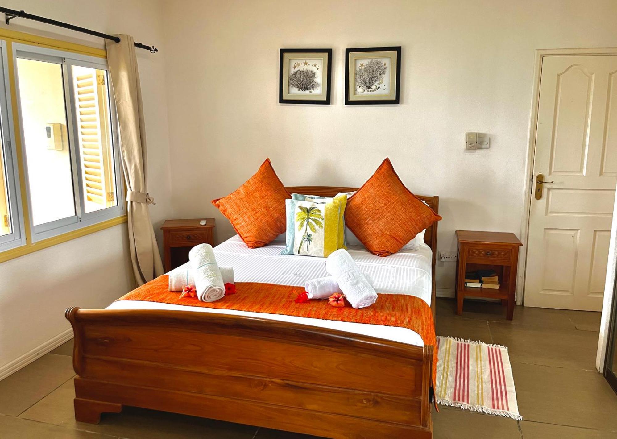 Summer Self Catering Baie Sainte Anne Εξωτερικό φωτογραφία